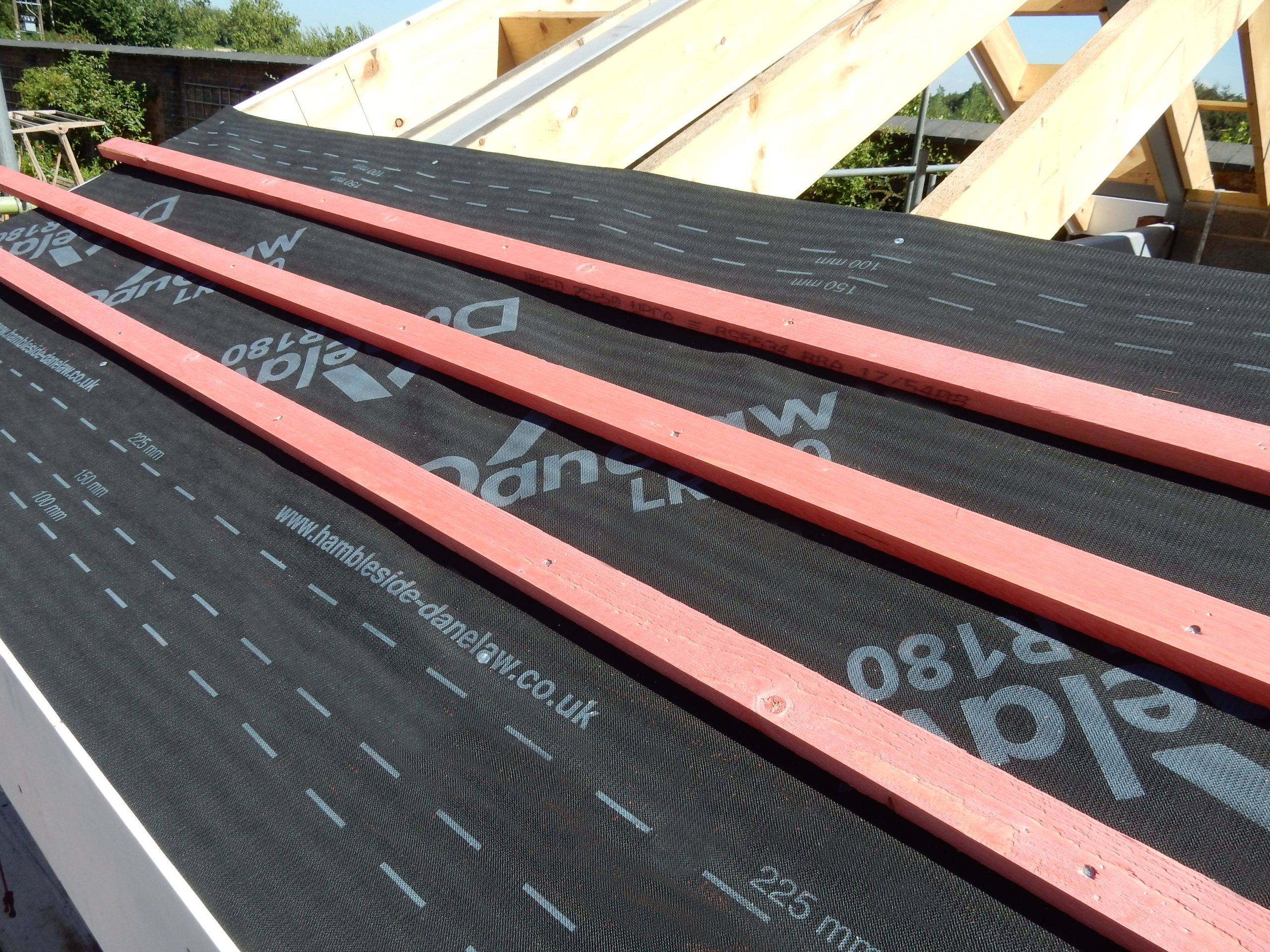 Choosing The Right Roof Tile Underlay