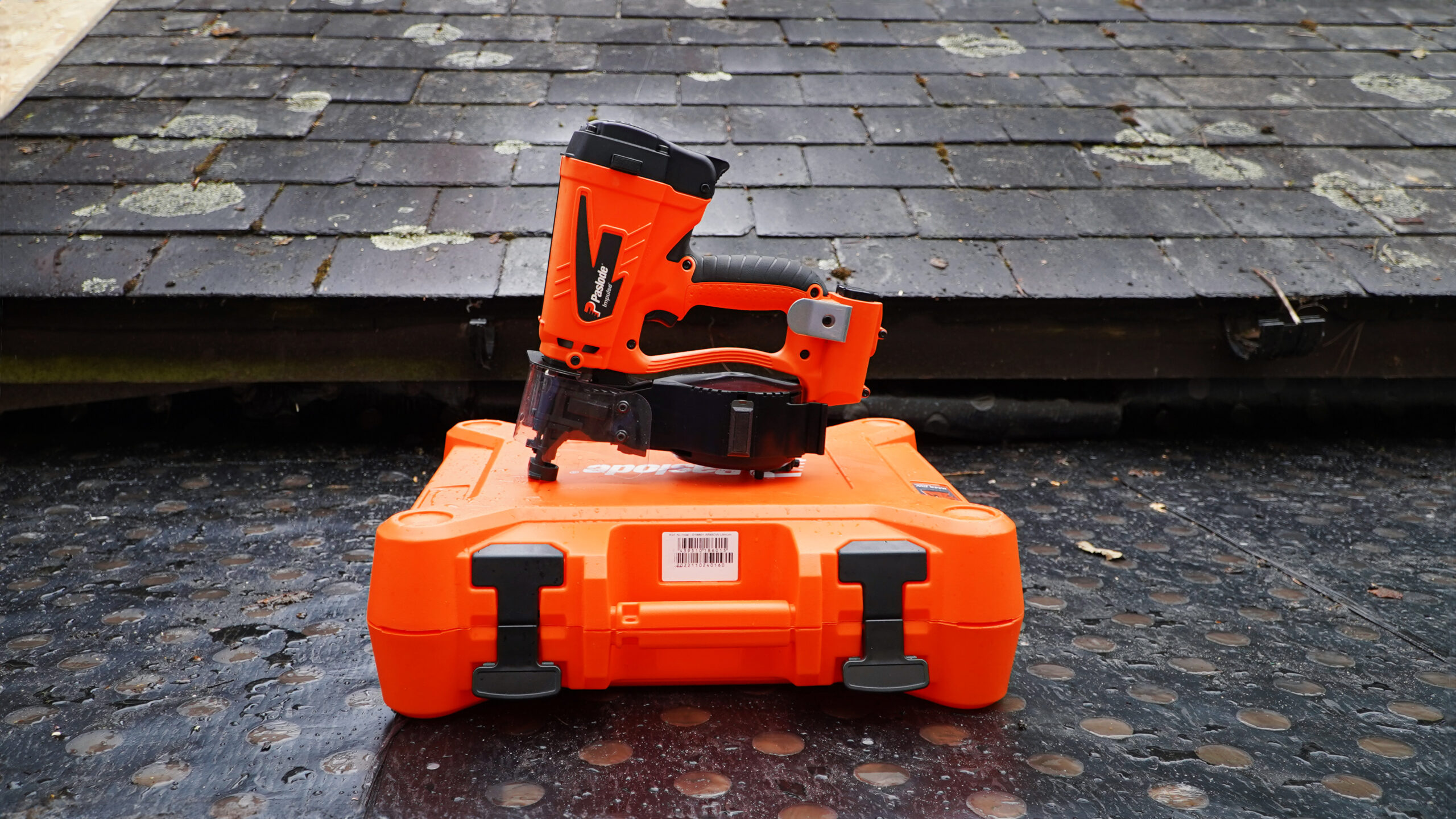 GIVE YOUR FIXINGS SOME CLOUT WITH THE NEW PASLODE CW CLOUT NAILER TOOL